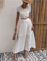 New short-sleeved T-shirt two-piece white skirt
